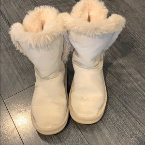 Girls winter boots size 1